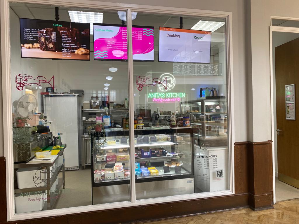 Anita's Kitchen inside Airport House